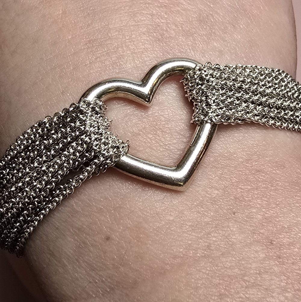 Authentic Tiffany & Co. sterling silver multi-strand mesh heart toggle bracelet - Picture 3 of 4